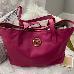 Michael Kors tote